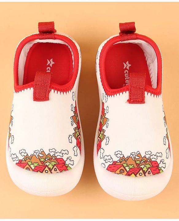 Cute Walk by Babyhug Slip On Casual Shoes with House Print - White