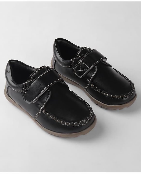 Cute Walk By Babyhug Velcro Closure Formal & Party Wear Shoes - Black
