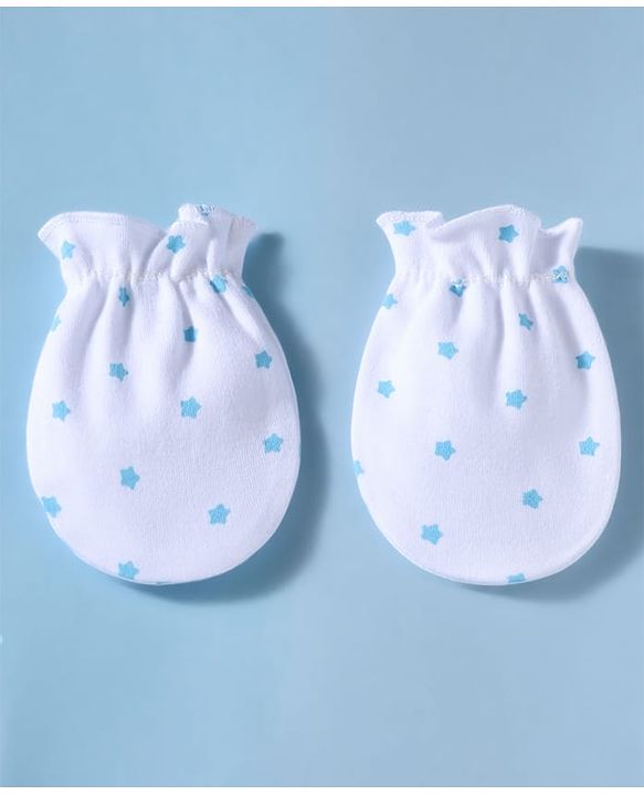 Babyhug 100% Cotton Knit Star Printed Mittens & Booties Set - White