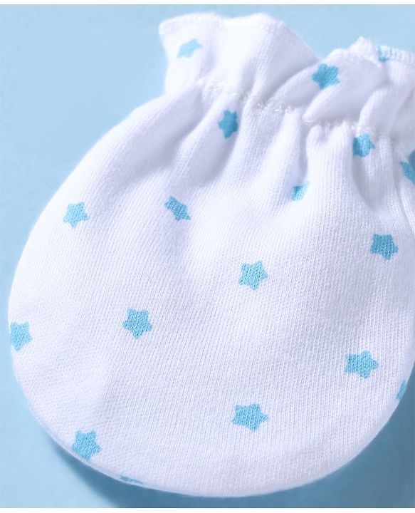 Babyhug 100% Cotton Knit Star Printed Mittens & Booties Set - White