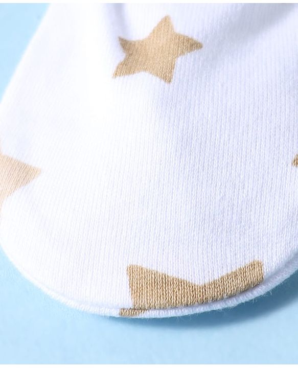 Babyhug 100% Cotton Knit Star Print Mittens and Booties - White