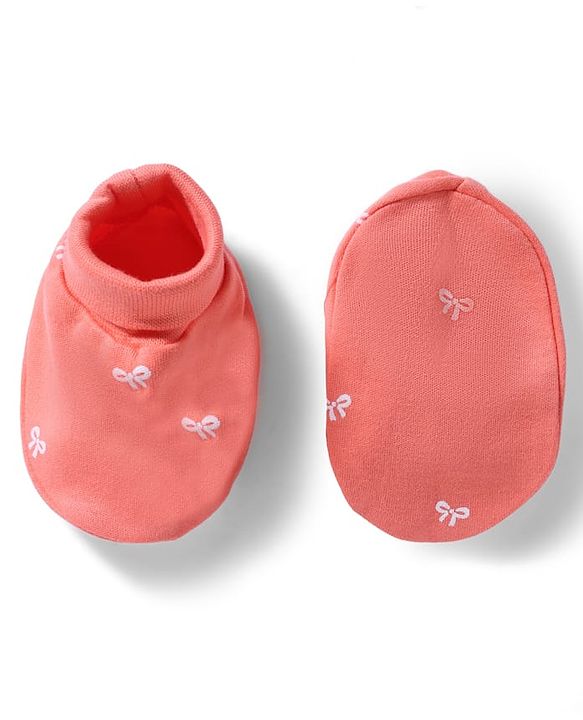 Babyhug 100% Cotton Interlock Knit Cap, Mitten & Booties With Bow Print Coral - Diameter 10 cm