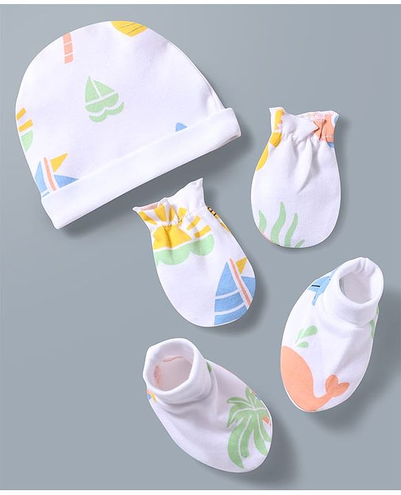 Babyhug 100% Cotton Knit Cap Mitten & Booties with Boat Print White - Diameter 9.5 cm