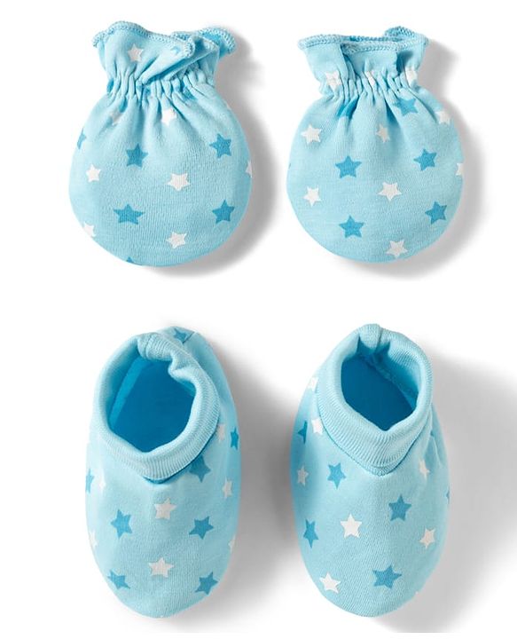 Babyhug 100% Cotton Knit Mittens & Booties With Star Print - Multicolor
