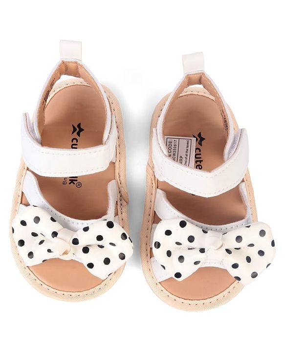 Cute Walk by Babyhug Velcro Closure Booties With Bow Applique & Polka Dots Print - White