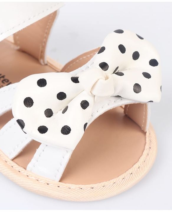 Cute Walk by Babyhug Velcro Closure Booties With Bow Applique & Polka Dots Print - White