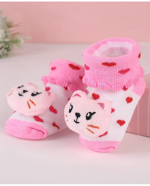 Cute Walk by Babyhug Sock Shoes with Kitty Applique & Heart Design - Pink
