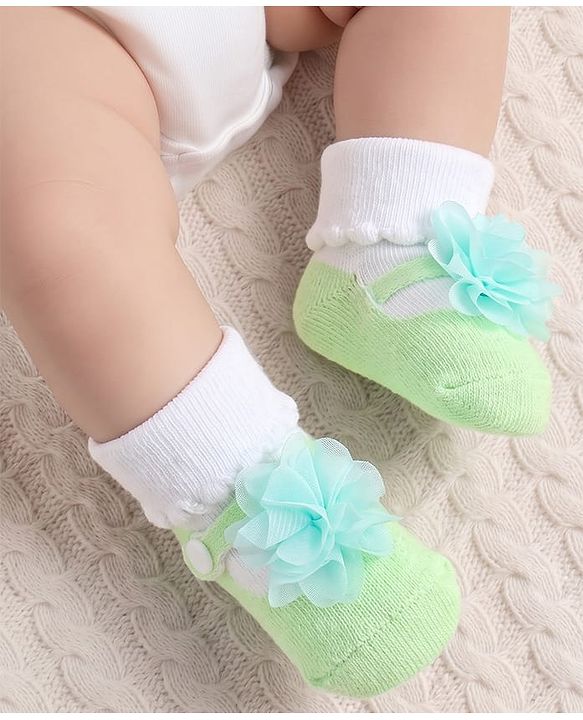 Cute Walk by Babyhug Ankle Length Socks Shoes With Floral Applique - Multicolour