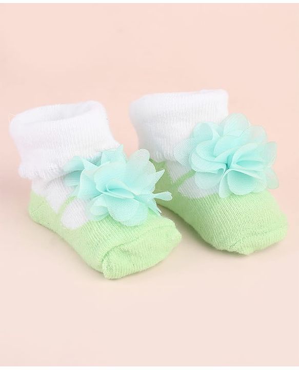Cute Walk by Babyhug Ankle Length Socks Shoes With Floral Applique - Multicolour