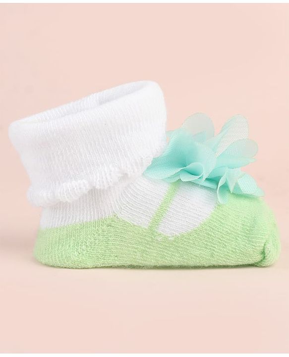 Cute Walk by Babyhug Ankle Length Socks Shoes With Floral Applique - Multicolour