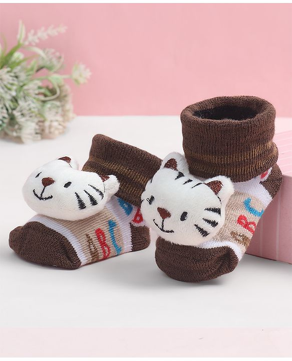 Cute Walk by Babyhug Socks Shoes With Cat Applique - Multicolor