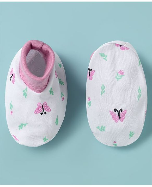 Babyhug 100% Cotton Knit Cap Mittens & Booties with Butterfly Print Multicolor - Diameter 8 cm