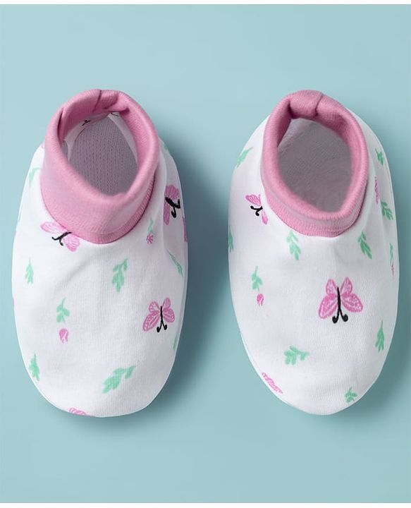 Babyhug 100% Cotton Knit Cap Mittens & Booties with Butterfly Print Multicolor - Diameter 8 cm
