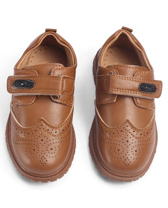 Cute Walk by Babyhug Velcro Closure Formal & Party Wear Shoes - Brown
