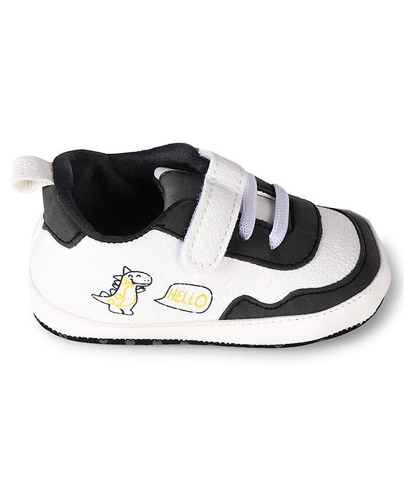 Cute Walk by Babyhug Velcro Closure Dino Printed Booties - Black