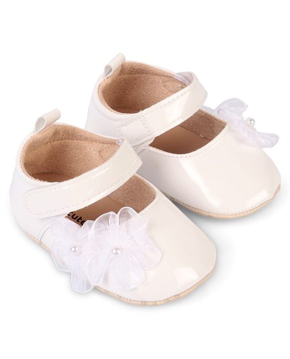 Cute Walk by Babyhug Velcro Closure Booties With Floral Applique - White