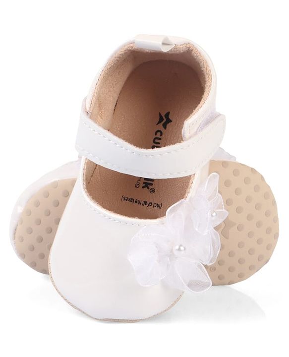 Cute Walk by Babyhug Velcro Closure Booties With Floral Applique - White