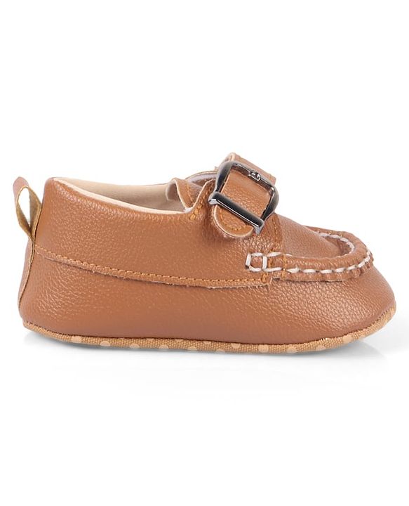 Cute Walk by Babyhug Velcro Closure Solid Booties - Brown