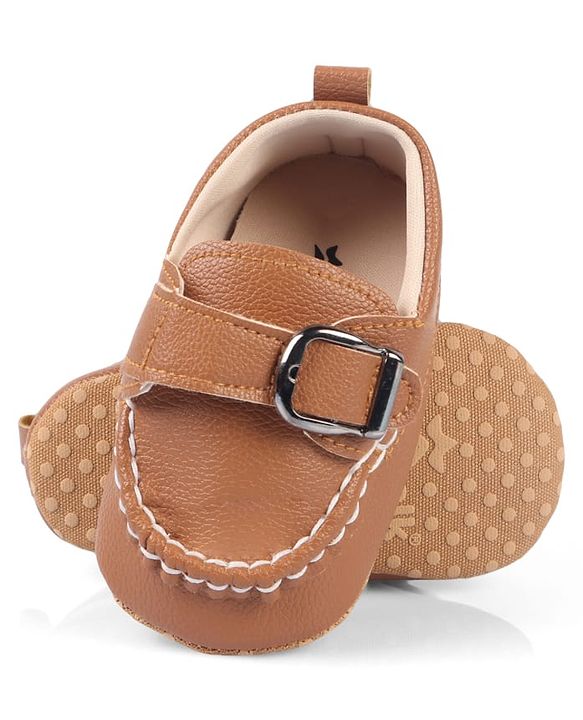 Cute Walk by Babyhug Velcro Closure Solid Booties - Brown