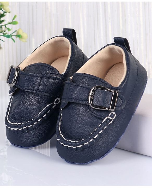 Cute Walk by Babyhug Velcro Closure Solid Booties - Brown