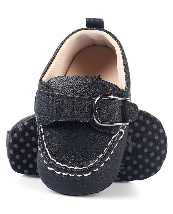 Cute Walk by Babyhug Velcro Closure Solid Booties - Brown