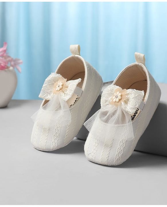 Cute Walk by Babyhug Slip On Booties with Bow Applique - Purple