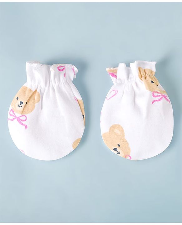 Babyhug 100% Cotton Interlock Knit Cap Mittens & Booties Bear Face Print - Diameter 10.5 cm