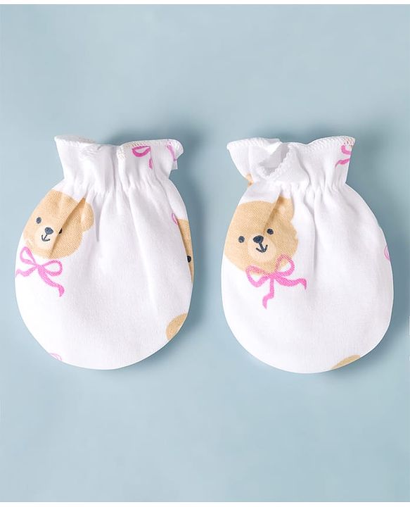Babyhug 100% Cotton Interlock Knit Cap Mittens & Booties Bear Face Print - Diameter 10.5 cm