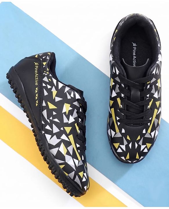 Pine Active Lace Closure Geometric Printed Football Shoes - Black