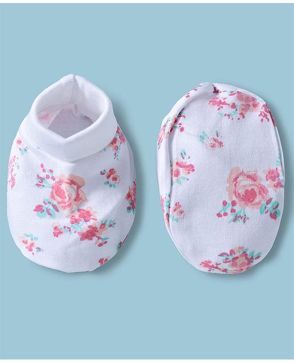 Babyhug 100% Cotton Interlock Knit Cap Mittens & Booties With Floral Print Multicolor - Diameter 14 cm