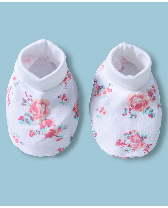 Babyhug 100% Cotton Interlock Knit Cap Mittens & Booties With Floral Print Multicolor - Diameter 14 cm