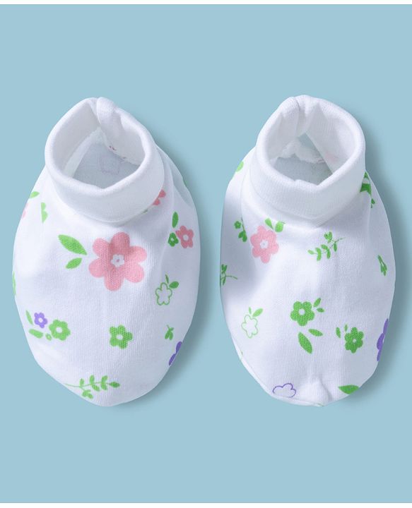 Babyhug 100% Cotton Interlock Knit Mittens & Booties With Floral Print - Multicolor