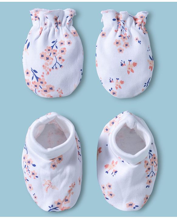 Babyhug 100% Cotton Interlock Knit Mittens & Booties With Floral Print - Multicolor