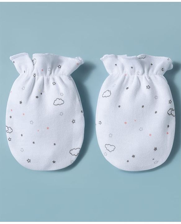 Babyhug 100% Cotton Interlock Knit Mittens & Booties Set With Clouds Print - White