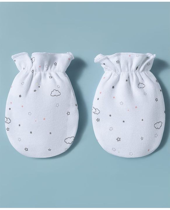 Babyhug 100% Cotton Interlock Knit Mittens & Booties Set With Clouds Print - White