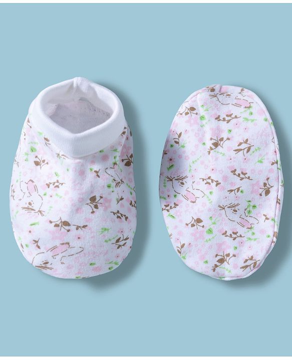 Babyhug 100% Cotton Interlock Knit Mittens & Booties With Floral & Bunny Print - Multicolor