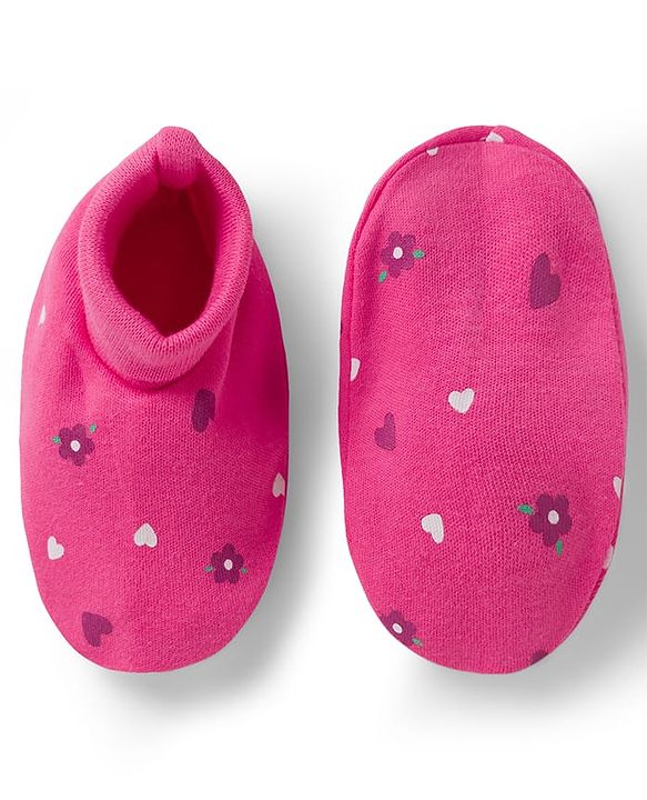 Babyhug 100% Cotton Knit Cap Mittens & Booties with Heart Print Multicolor - Diameter 8 cm