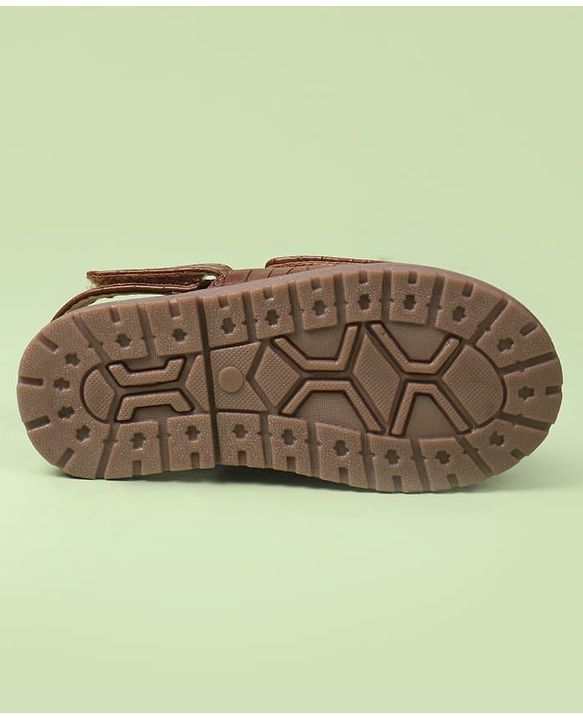 Pine Kids Velcro Closure Textured Mojaris - Brown