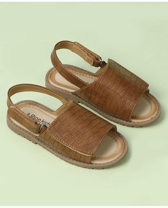 Pine Kids Velcro Closure Textured Mojaris - Brown