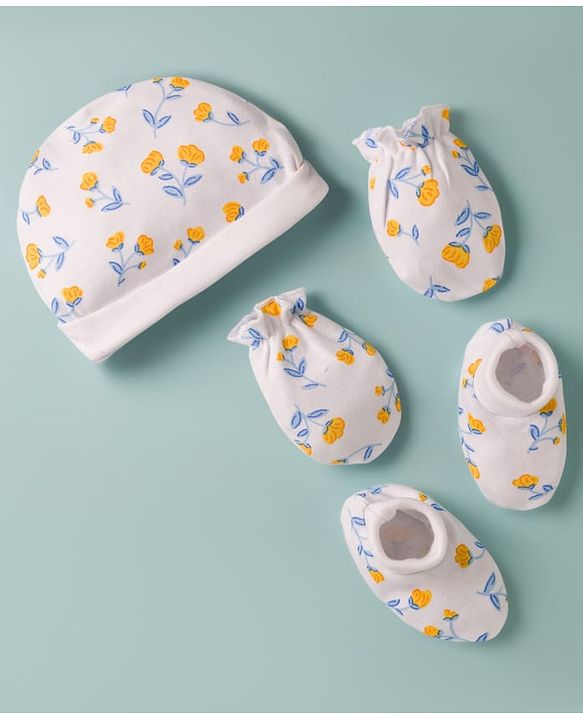Babyhug 100% Cotton Knit Floral Printed Cap Mittens & Booties Set White - Diameter 16 cm