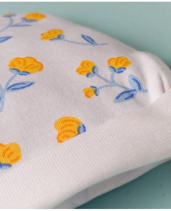 Babyhug 100% Cotton Knit Floral Printed Cap Mittens & Booties Set White - Diameter 16 cm