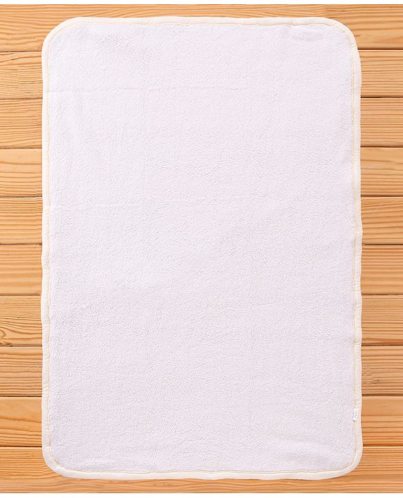 Babyhug Premium Cotton Knitted & Fur Blanket - White