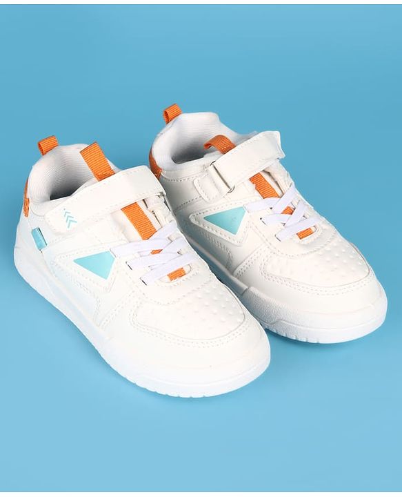 Pine Kids Velcro Closure Solid Casual Shoes - White