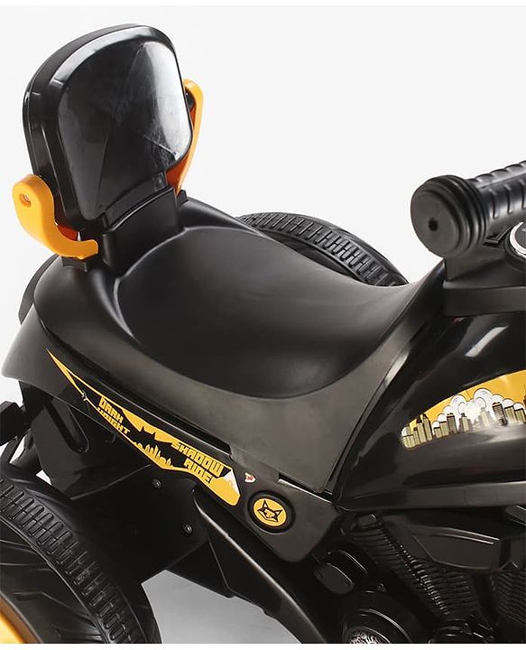 Babyhug Three Wheel Battery Operated Ride On Bike with Music & Lights - Black Yellow| Foot Pedal Accelerator| Forward & Reverse Drive| Rechargeable Battery| 2 to 6 Years| Aux Music| easy to Assemble
