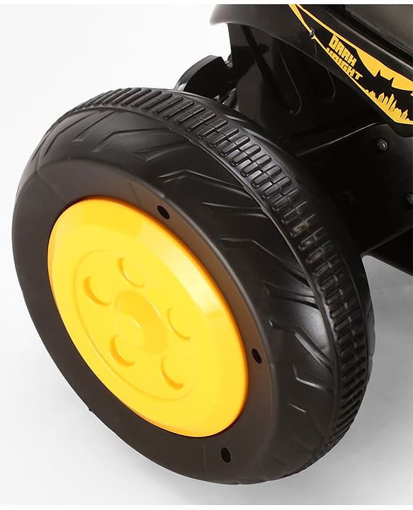 Babyhug Three Wheel Battery Operated Ride On Bike with Music & Lights - Black Yellow| Foot Pedal Accelerator| Forward & Reverse Drive| Rechargeable Battery| 2 to 6 Years| Aux Music| easy to Assemble