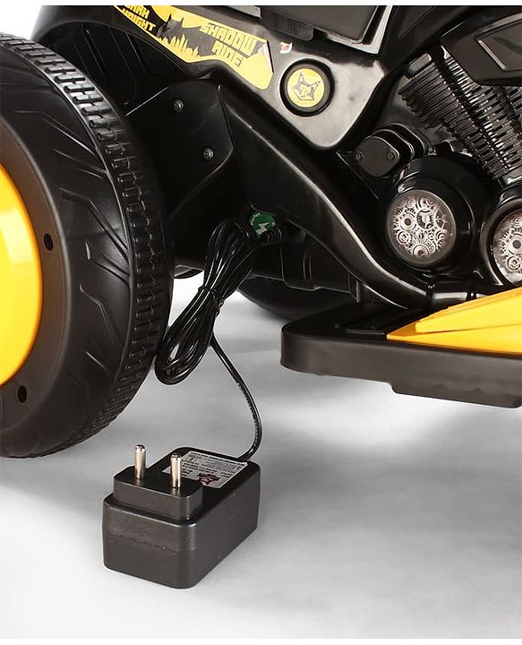 Babyhug Three Wheel Battery Operated Ride On Bike with Music & Lights - Black Yellow| Foot Pedal Accelerator| Forward & Reverse Drive| Rechargeable Battery| 2 to 6 Years| Aux Music| easy to Assemble