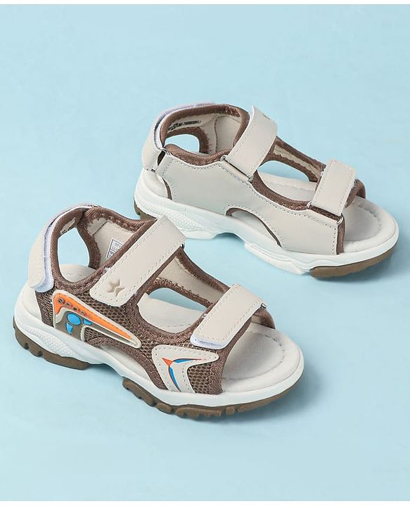 Cute Walk by Babyhug Velcro Closure Solid Sandals - Tan