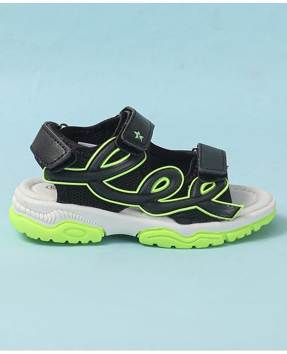 Cute Walk by Babyhug Velcro Closure Solid Sandals - Black