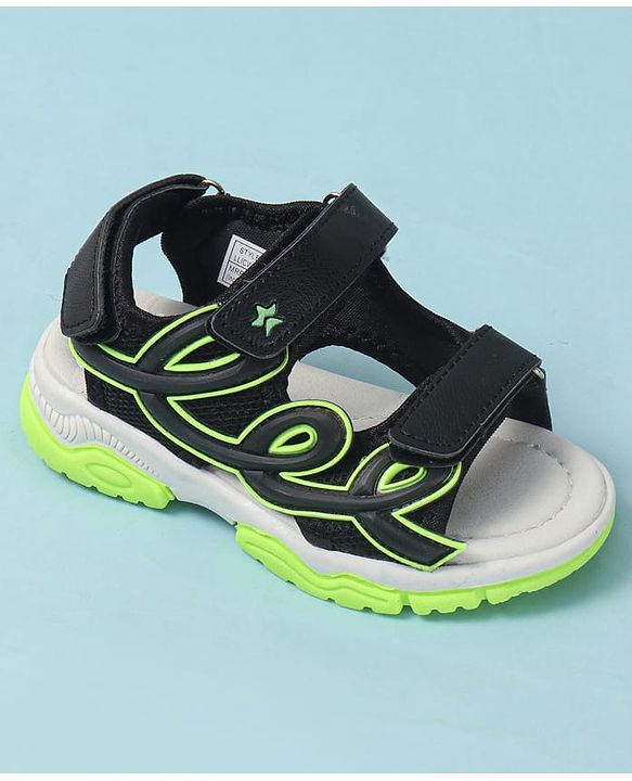 Cute Walk by Babyhug Velcro Closure Solid Sandals - Black