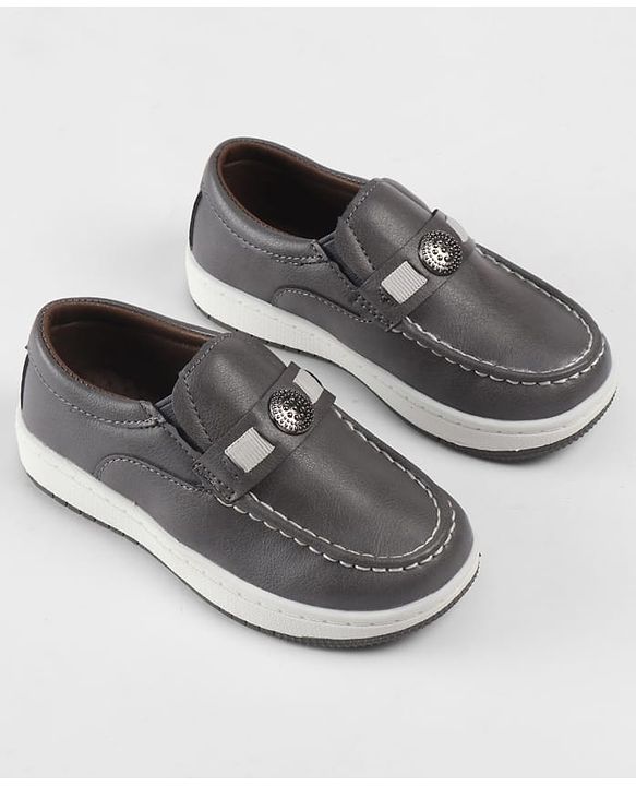 Cute Walk by Babyhug Slip On Loafers With Applique - Grey